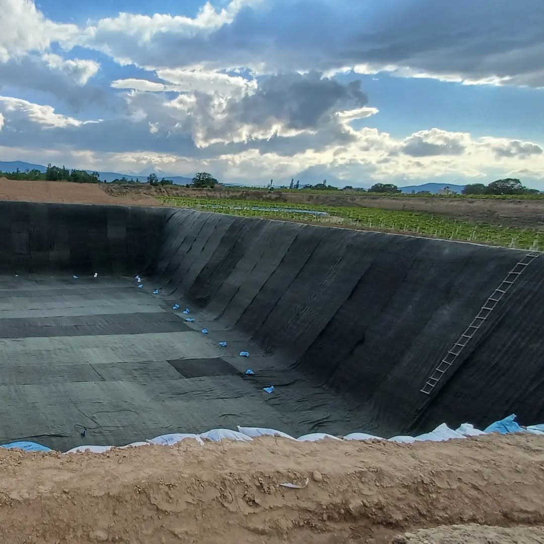 ورق ژئوممبران HDPE : برترین تامین کننده و صادر کننده کشور ورق ژئوممبران HDPE : برترین تامین کننده و صادر کننده کشور